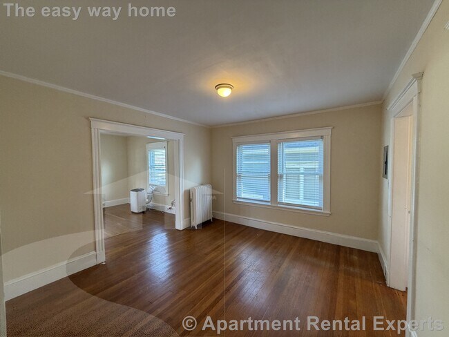 Photo - 23 Central Rd Unit #2