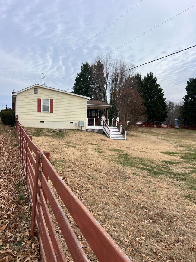 Photo - 1244 Mountain View Rd