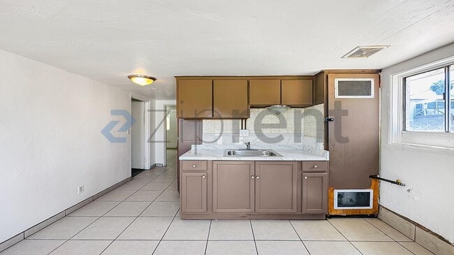 Photo - 3634 E Madison Ave