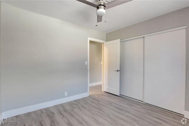 Building Photo - 1276 E Hacienda Ave Unit B Rental