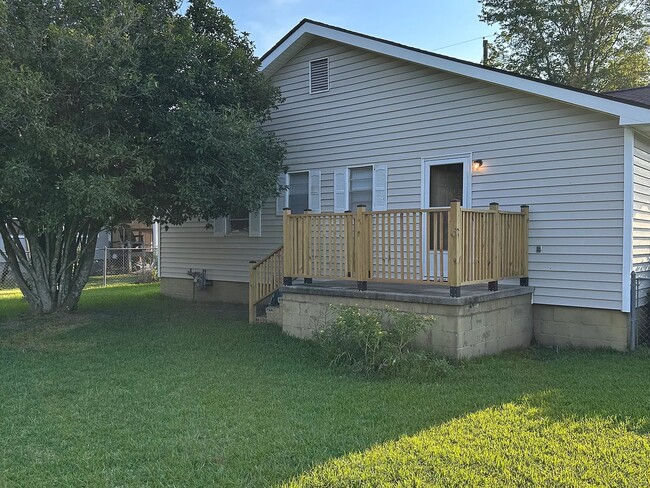 Photo - 726 McArthur Blvd