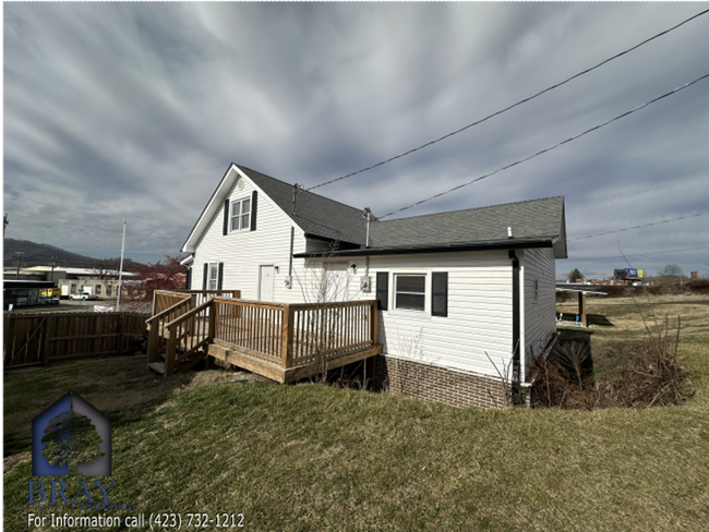 Photo - 733 E Sullivan St Apartment Unit A