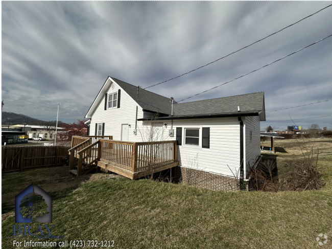 Building Photo - 733 E Sullivan St Unit A Rental