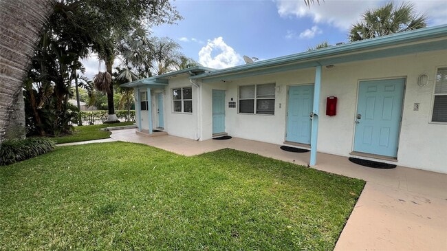 Photo - 1601 S Federal Hwy Unit 9