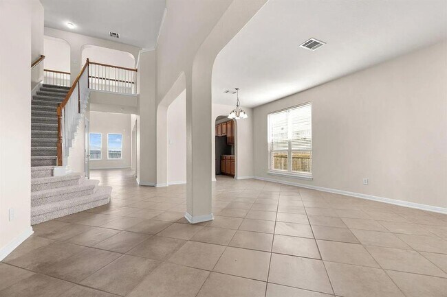 Photo - 1209 Laurel Oak Trail