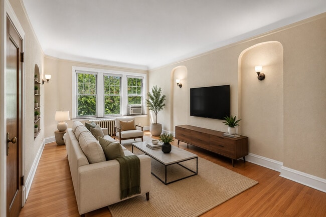Photo - 2018 W Greenleaf Ave Unit 1F