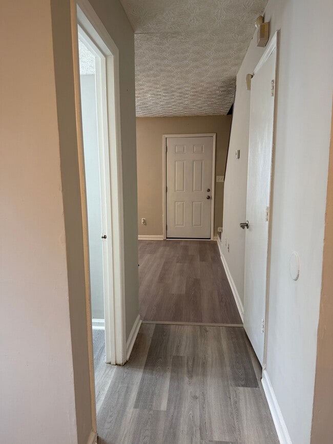 Photo - 3690 Stephanie Ct