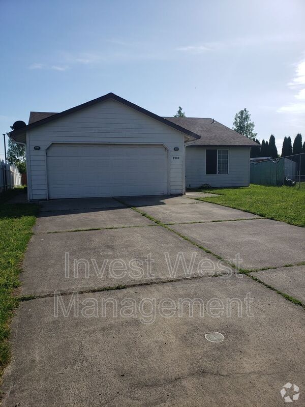 Building Photo - 6900 NE 157th Ave Rental