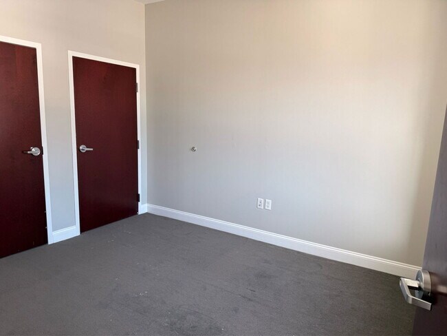 Photo - 210 Farmington Ave Unit 203