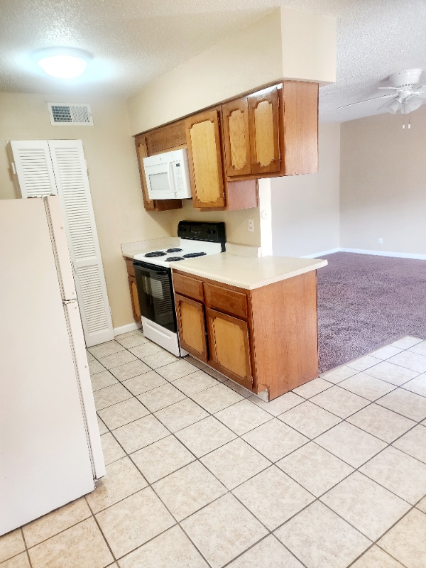 Photo - 4175 Krupp Dr Unit 32