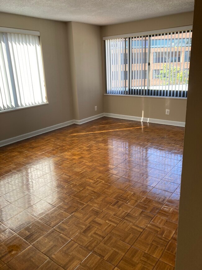 Living room - 1077 30th St NW Unit #501