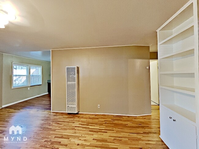 Photo - 7 Garrison Dr