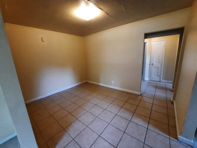 Comedor - 1743 Sonne Ave Unidad Apt. #2