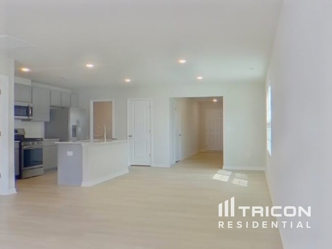 Photo - 3075 Whispering Willows Ct