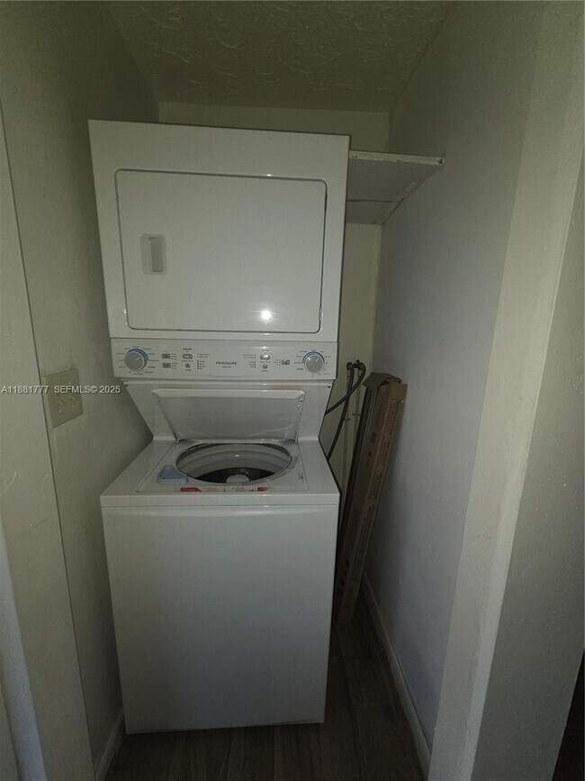 Photo - 503 N 25th St Unit B