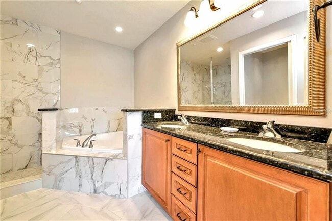 Photo - 7702 Lake Vista Ct Unidad 206