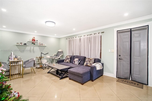 Photo - 1457 Atlantic Shores Blvd Unit 1
