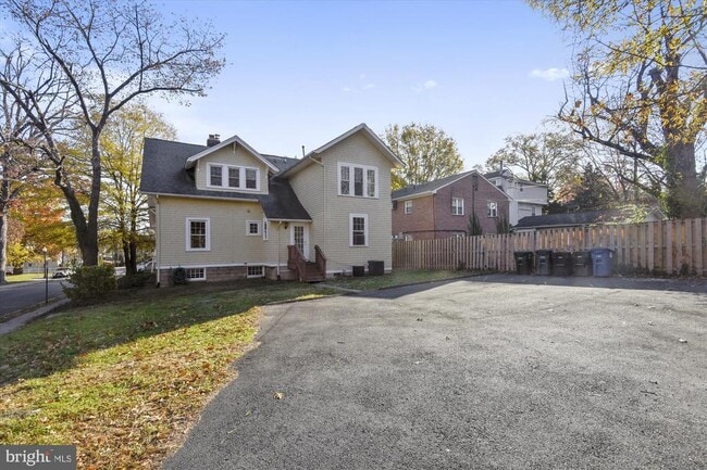 Photo - 1048 N Daniel St