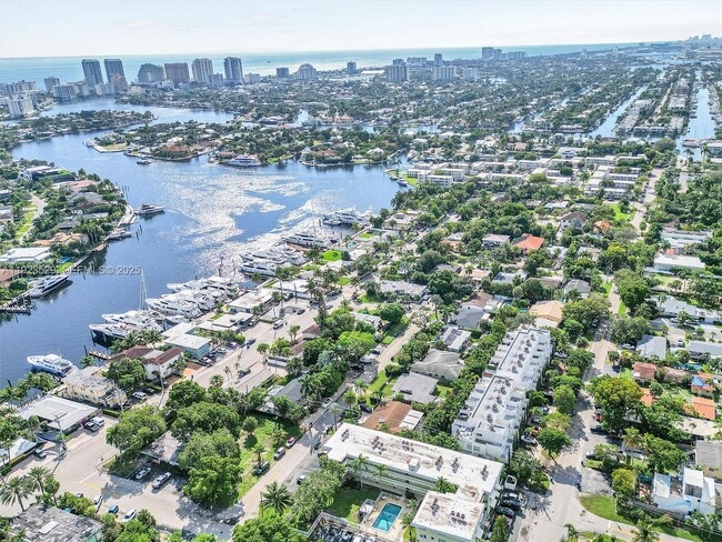 Photo - 1900 NE 8th Ct Unit 302