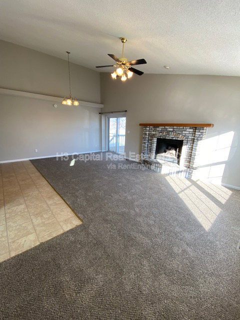 Photo - 315 Hannah Dr