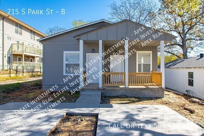 Building Photo - 215 S Park St Unit B Rental
