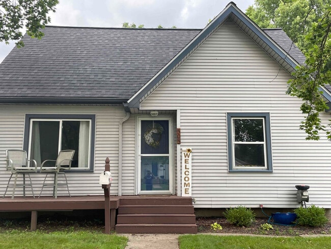 Building Photo - 505 Herrick Park Dr