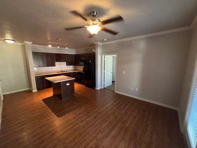 Photo - 1811 Medical Pkwy Apartment Unit c3