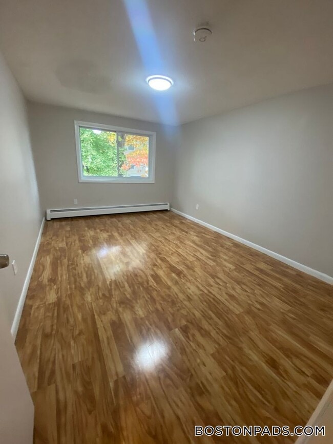 Photo - 140 Willard St Unit 20