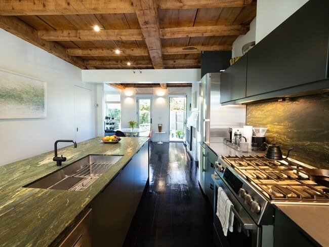 Photo - 214 Third St