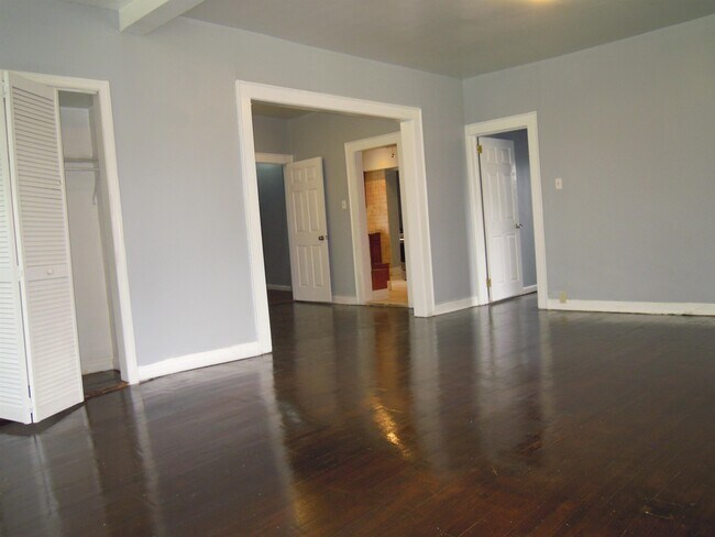 Photo - 56-58-58 Pine Grove Terrace Unit Upper Floor