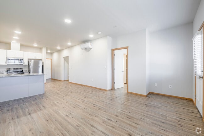 3BR, 2BA - 1,113SF - Livingroom - Ridgeline Apartments