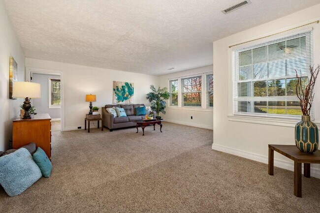"Charming 3-Bedroom Haven with Spacious 2200 Sq Ft Layout in Lascassas, TN!"