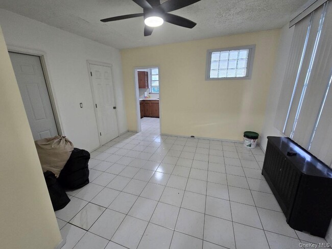 Photo - 3175 Layton Ave