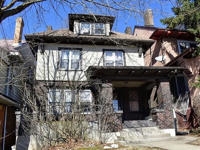 Photo - Cozy Studio Apartment In Fantastic Location! Unit 3