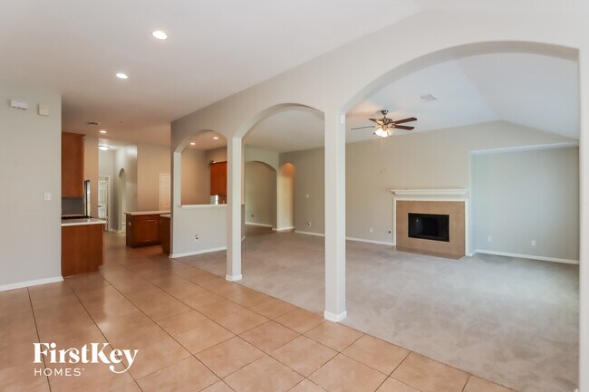 Photo - 8807 Rocky Knoll Ln