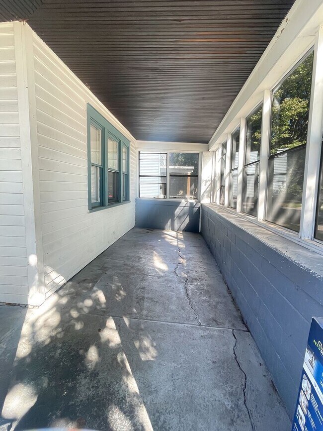 Photo - 415 Harlan Ave NE Unit A