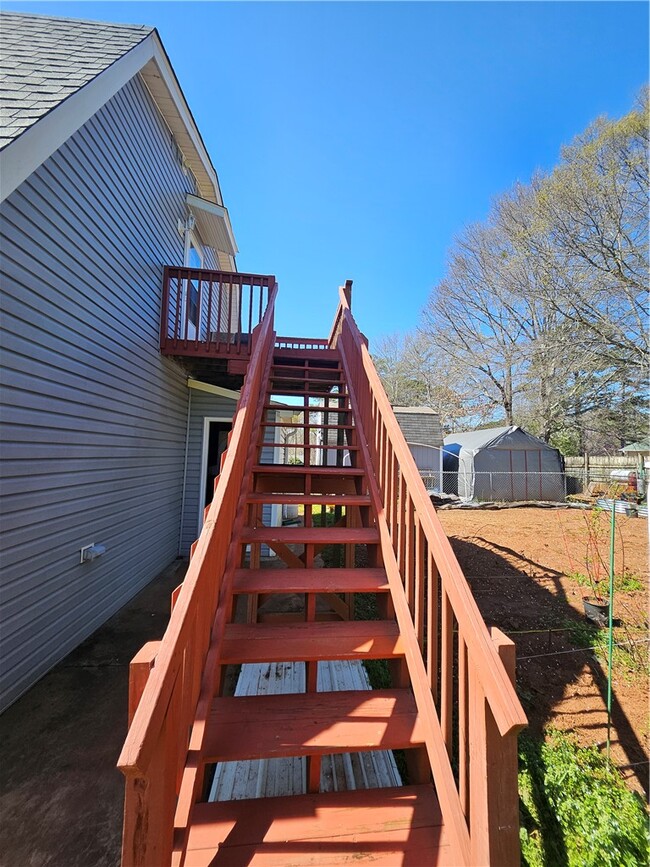 Photo - 102 Meadow Dr