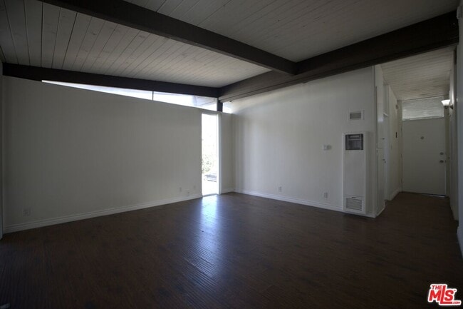 Photo - 11131 Rose Ave Apartment Unit 8
