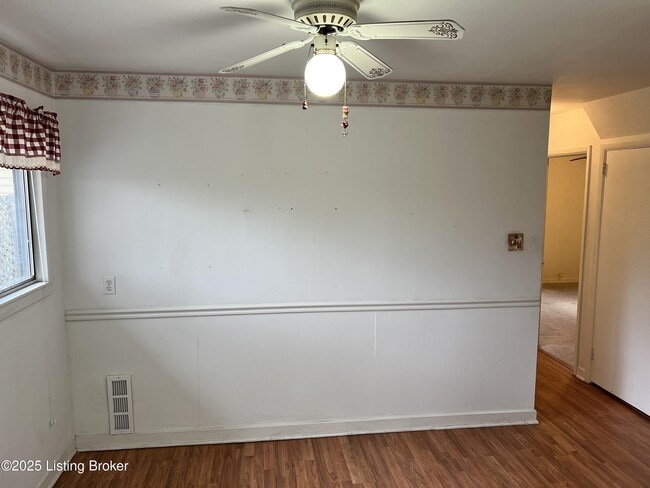 Photo - 3122 Commander Dr