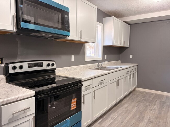 Photo - 15 O'Sage Ave Unit 17