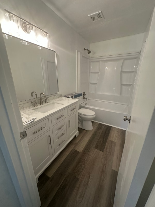 Building Photo - 3950 SE 19th Ave Rental