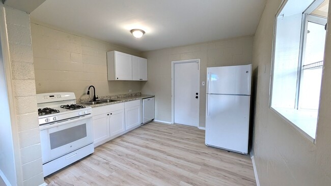 Photo - 103 New York Dr