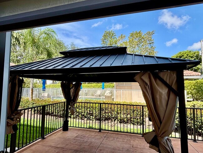 Photo - 4901 Palm Garden Ln