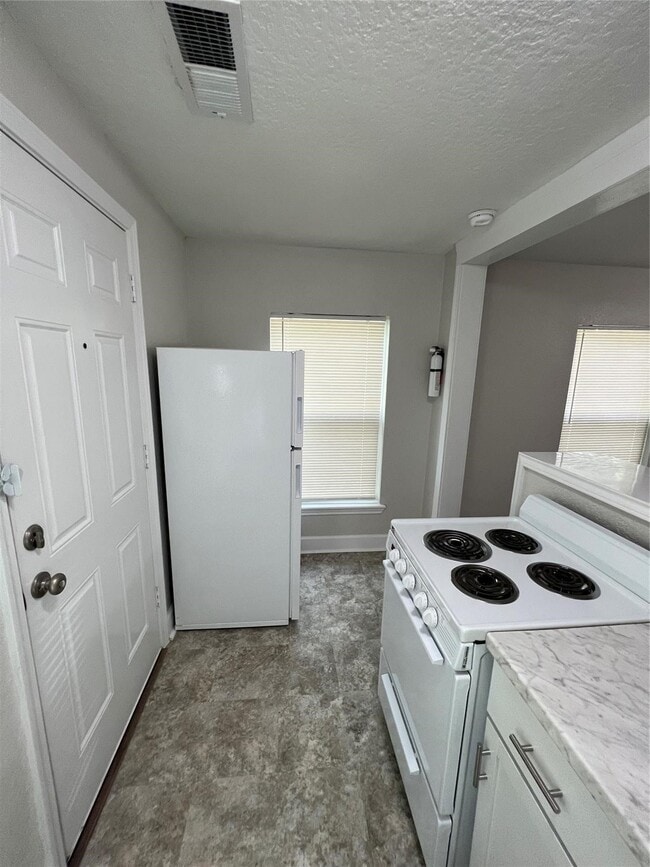 Photo - 620 E Magnolia St