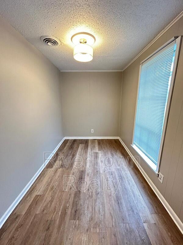 Photo - 1176 Railton Rd