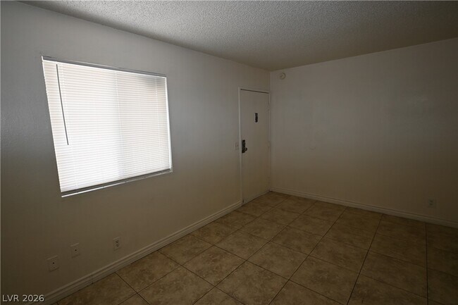 303 Eastminister Ct Unit 2