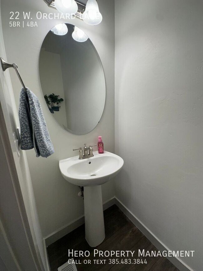 Photo - 22 W Orch Ln