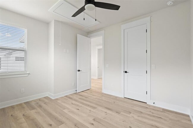 Photo - 2713 Bristol Dr