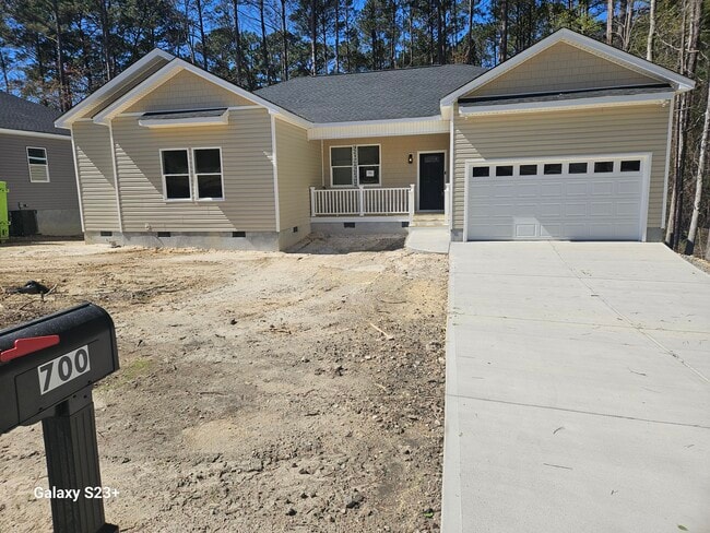 Building Photo - 700 Torwood Dr