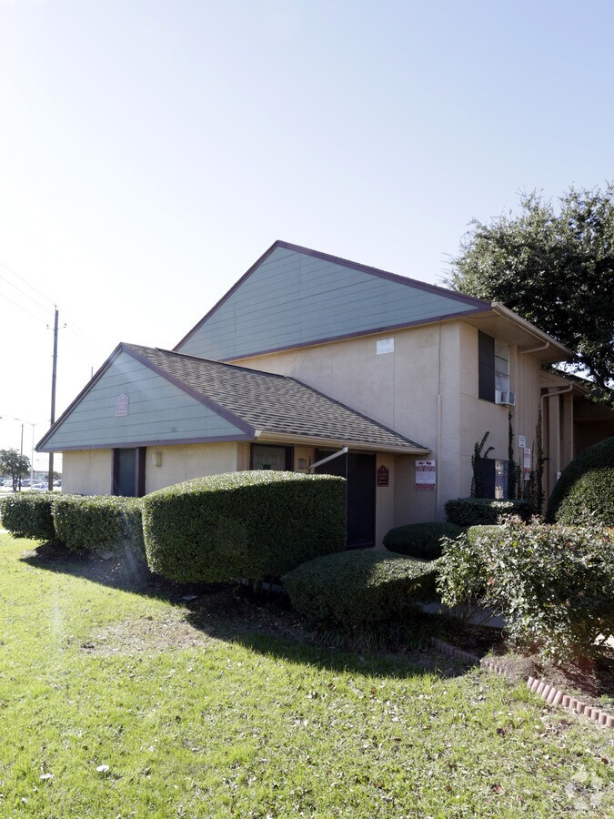 Oficina de arrendamiento - Pebblebrook Apartamentos